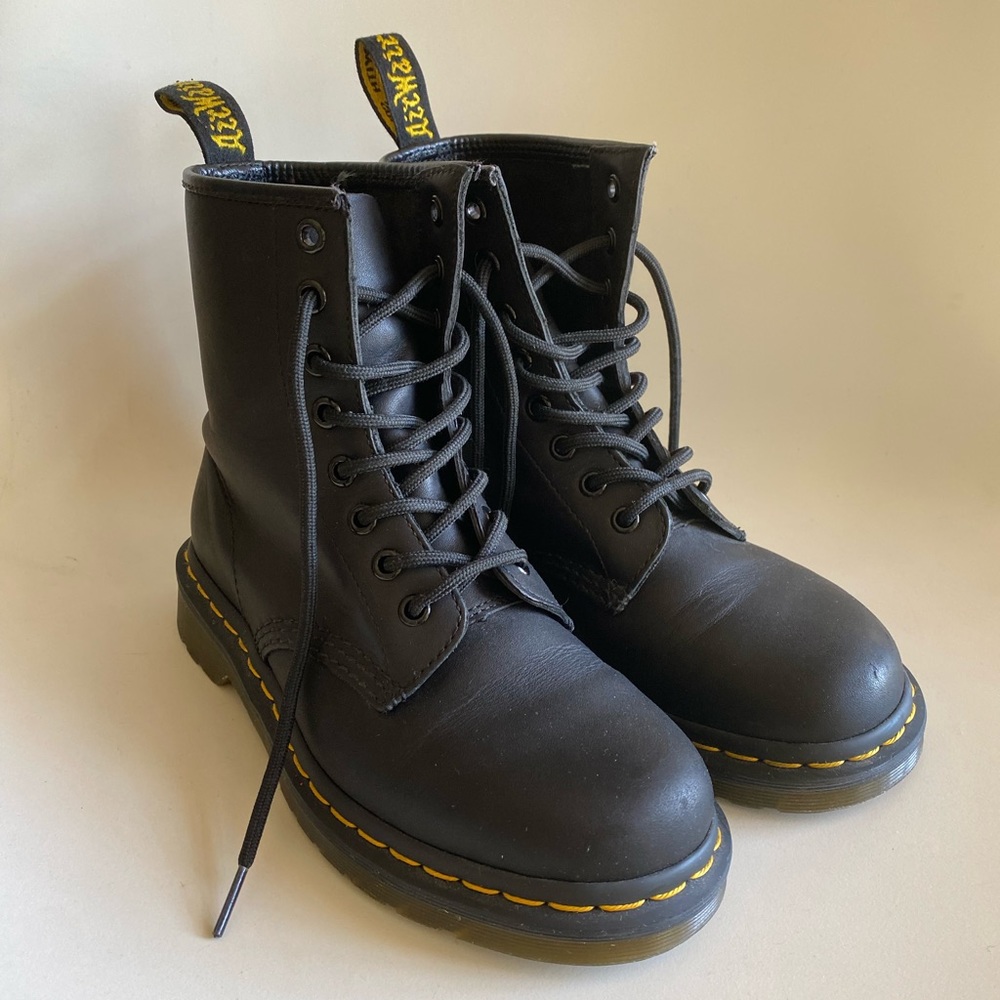 Dr Martens 1460 Smooth Leather Lace Up Boots